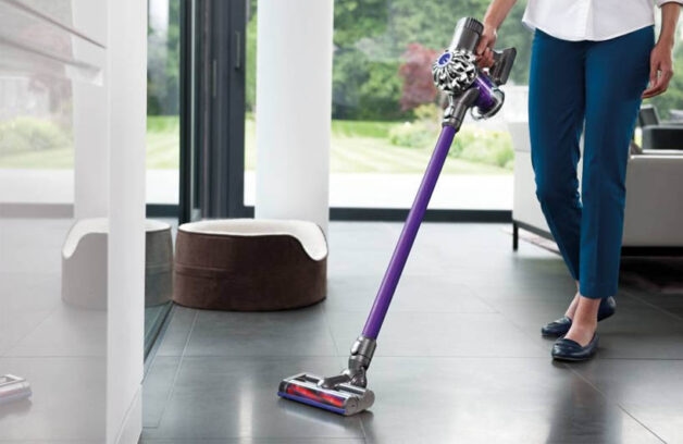 Sử dụng máy hút bụi thường xuyên