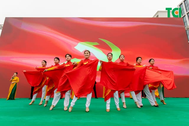 Ảnh Sự kiện Đồng diễn dân vũ – Phụ nữ Việt Nam giàu sức sống