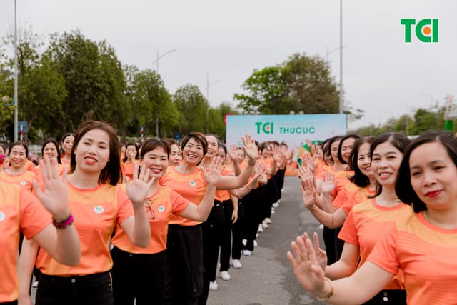 Ảnh Sự kiện Đồng diễn dân vũ – Phụ nữ Việt Nam giàu sức sống