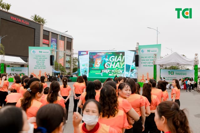 Ảnh Sự kiện Đồng diễn dân vũ – Phụ nữ Việt Nam giàu sức sống