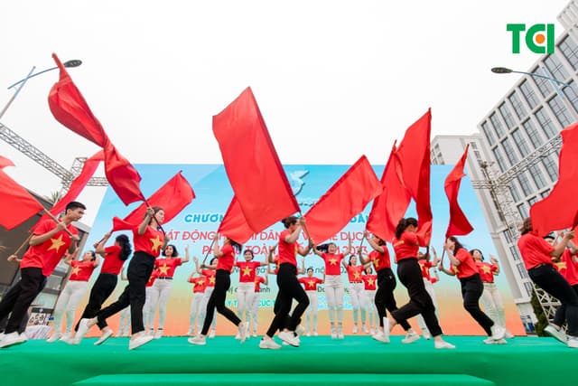 Ảnh Sự kiện Đồng diễn dân vũ – Phụ nữ Việt Nam giàu sức sống
