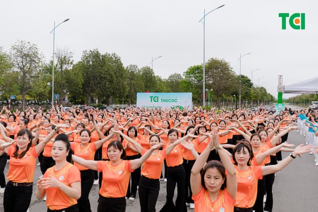 Ảnh Sự kiện Đồng diễn dân vũ – Phụ nữ Việt Nam giàu sức sống