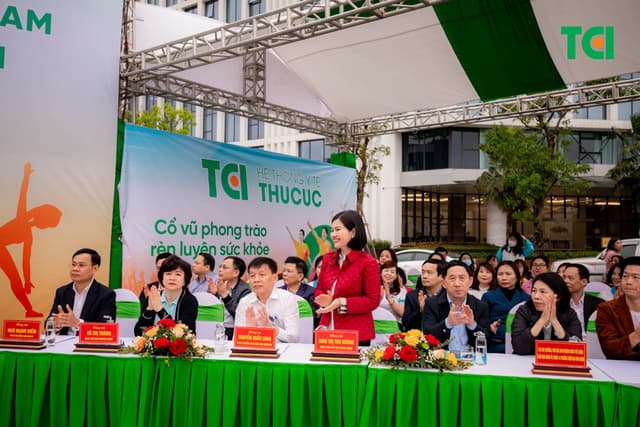 Ảnh Sự kiện Đồng diễn dân vũ – Phụ nữ Việt Nam giàu sức sống