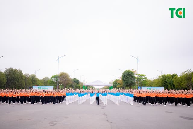 Ảnh Sự kiện Đồng diễn dân vũ – Phụ nữ Việt Nam giàu sức sống