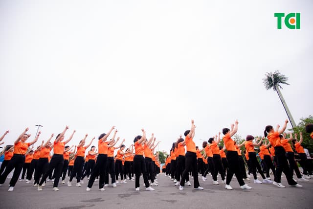 Ảnh Sự kiện Đồng diễn dân vũ – Phụ nữ Việt Nam giàu sức sống