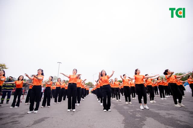 Ảnh Sự kiện Đồng diễn dân vũ – Phụ nữ Việt Nam giàu sức sống