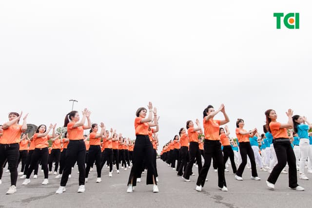Ảnh Sự kiện Đồng diễn dân vũ – Phụ nữ Việt Nam giàu sức sống