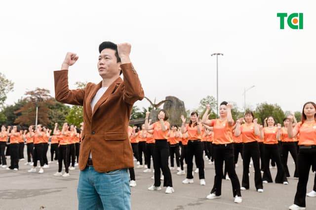 Ảnh Sự kiện Đồng diễn dân vũ – Phụ nữ Việt Nam giàu sức sống