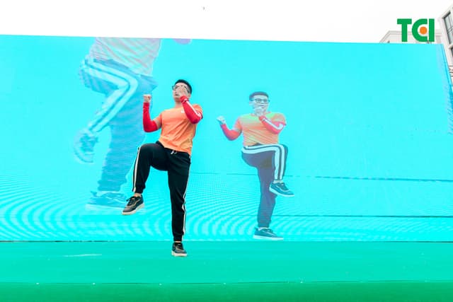 Ảnh Sự kiện Đồng diễn dân vũ – Phụ nữ Việt Nam giàu sức sống