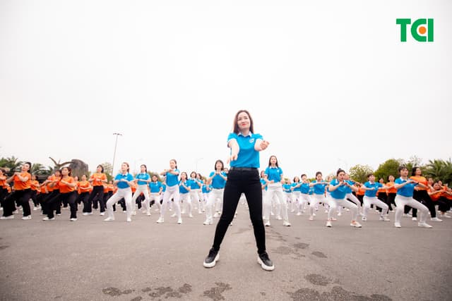 Ảnh Sự kiện Đồng diễn dân vũ – Phụ nữ Việt Nam giàu sức sống