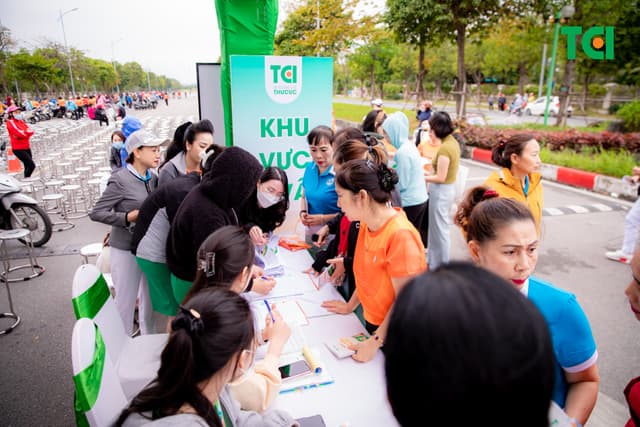 Ảnh Sự kiện Đồng diễn dân vũ – Phụ nữ Việt Nam giàu sức sống