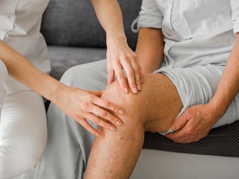 Điều trị thoái hóa khớp gối với nhiều phương pháp kết hợp