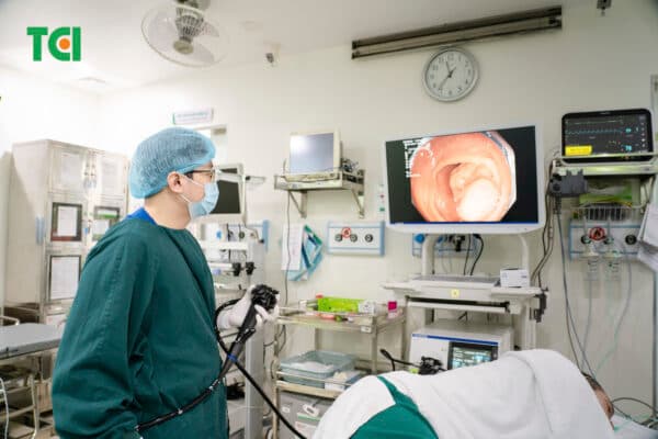 Nội soi đại tràng là phương pháp giúp phát hiện và điều trị polyp hiệu quả.