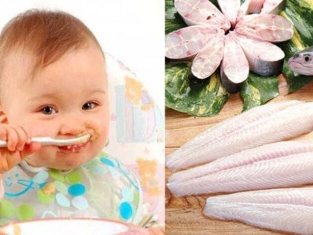 trẻ ăn dặm bị hóc xương cá phải làm sao