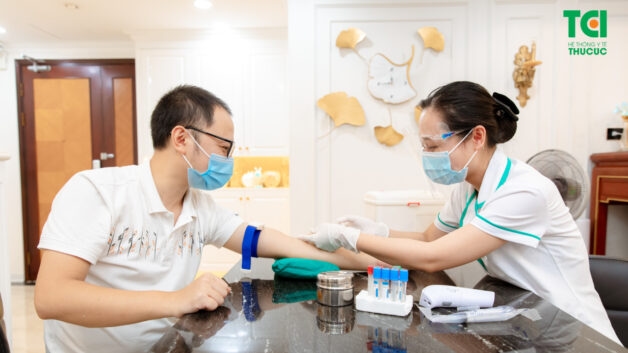 xét nghiệm máu chẩn đoán và đánh giá cơn đột quỵ