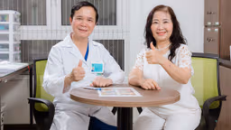 Thu Cúc TCI thực hiện bảo lãnh viện phí thuận tiện với thẻ bảo hiểm Manulife