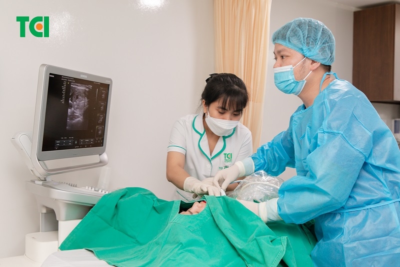 Thu Cúc TCI là địa chỉ uy tín thực hiện thành công hàng ngàn ca đốt sóng cao tần điều trị u tuyến giáp cho người bệnh.