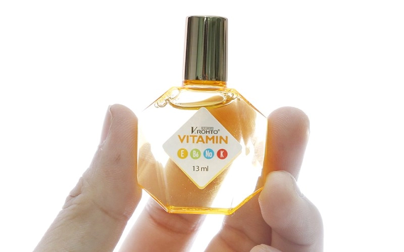 thuốc nhỏ mắt Rohto