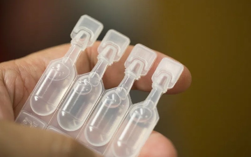 thuốc nhỏ mắt cho mắt cận