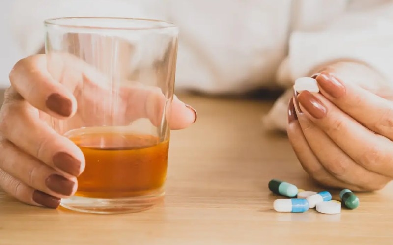 thuốc điều trị dạ dày có tác dụng phụ không