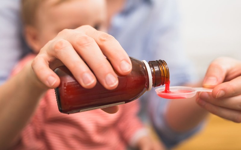 thời điểm cho trẻ uống thuốc sắt