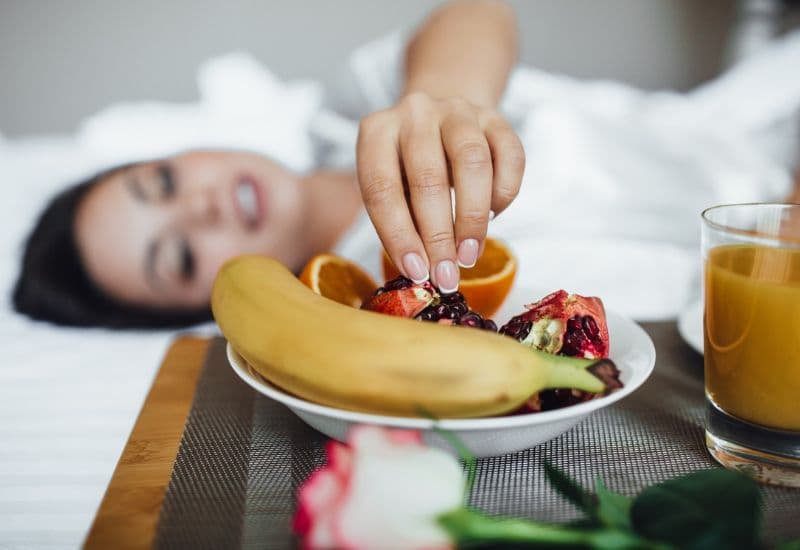 Thói quen sinh hoạt gây ợ chua trào ngược axit dạ dày