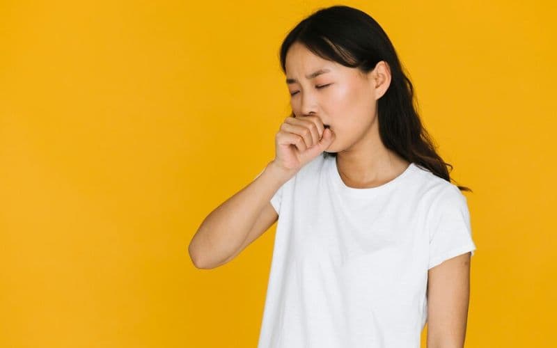 Hơi thở hôi là một dấu hiệu khác của bệnh trào ngược dạ dày thực quản mà ít người chú ý đến