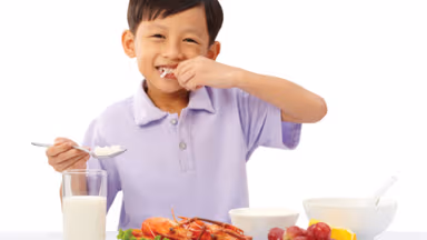 Thông tin để lập kế hoạch chăm sóc trẻ suy dinh dưỡng