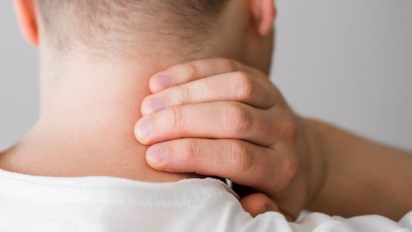 Trật khớp cổ tiềm ẩn nhiều mối nguy hiểm