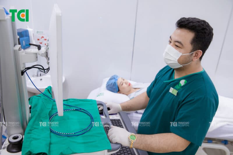 Phương pháp chẩn đoán nuốt vướng ù tai do trào ngược GERD