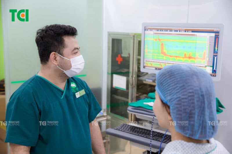 Cách chẩn đoán chính xác hiện tượng ợ lên có mùi hôi