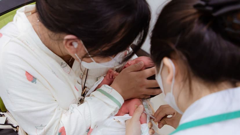 Hướng dẫn chi tiết về lịch tiêm phòng cho trẻ sơ sinh