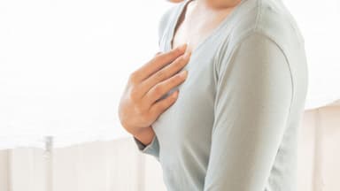 Tại sao ợ chua gây viêm họng và cách nhận biết sớm