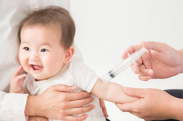 Các vắc-xin trong chương trình tiêm chủng mở rộng thường bao gồm những loại cần thiết để phòng ngừa các bệnh phổ biến.