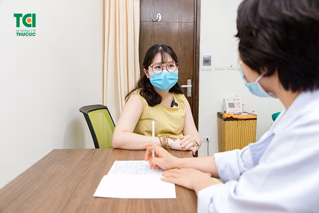 Sau khi đẻ mổ, chị em nên đợi khoảng 6 tháng, sau đó tới các cơ sở y tế để bác sĩ tiến hành kiểm tra, đánh giá đã có thể đặt vòng tránh thai hay chưa