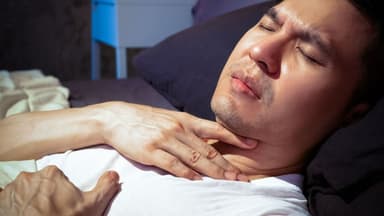 Khó nuốt khi nằm: Chuyện nhỏ hay dấu hiệu cảnh báo sức khỏe?