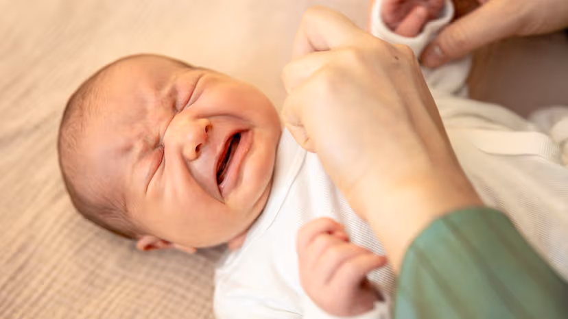 Trẻ sơ sinh bị vàng da: Từ A đến Z