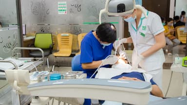 4 Điều cần biết về nhổ răng số 8 bằng máy siêu âm Piezotome