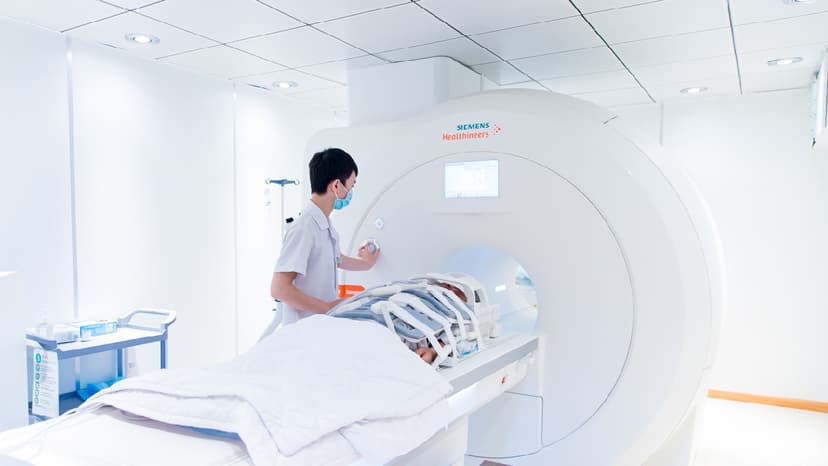 Trả lời thắc mắc về chi phí chụp MRI cột sống