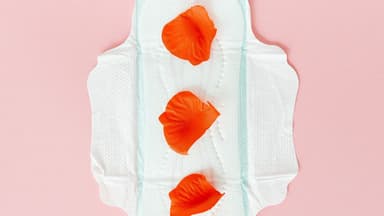 8 Dấu hiệu ung thư cổ tử cung mà bạn không ngờ tới