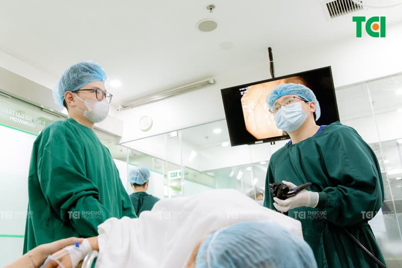 Ợ hơi lúc đói: Nguyên nhân, dấu hiệu và cách điều trị hiệu quả