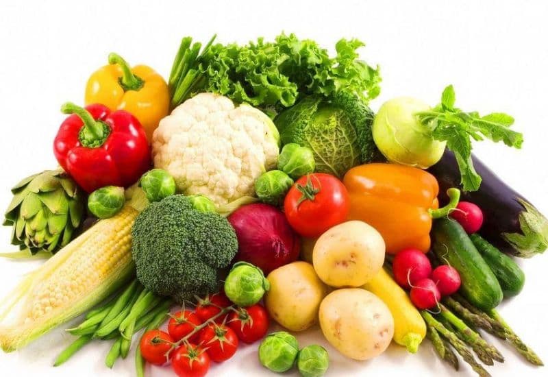 Bổ sung rau củ cho bé đa dạng là cách hiệu quả giúp con làm quen và ăn rau nhiều hơn.