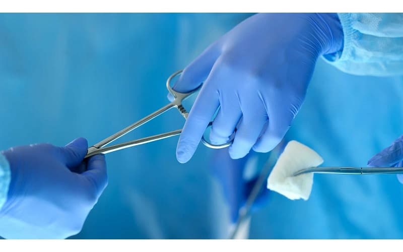 Phẫu thuật được xem là phương pháp điều trị chủ đạo trong hầu hết các trường hợp ung thư đại trực tràng