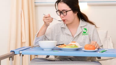 Giới thiệu về cách ở cữ sau khi sinh