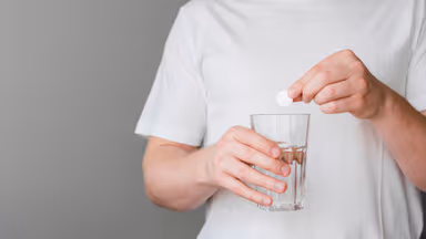 Cao huyết áp uống C sủi: Lợi bất cập hại