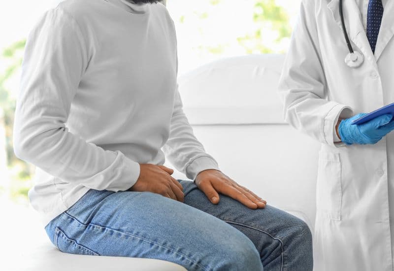 Bị giãn tĩnh mạch tinh có gây vô sinh không?