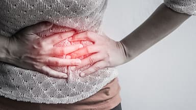 Một số dấu hiệu ung thư trực tràng cần chú ý