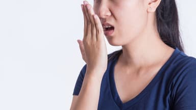 Vì sao trào ngược dạ dày hôi miệng? Cách xử lý dứt điểm