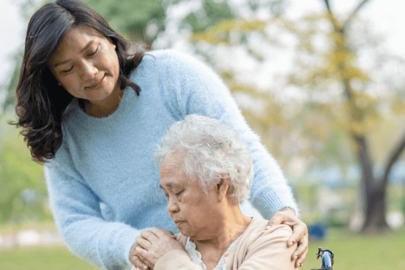 Gia đình bạn có người thân đã từng mắc ung thư tuyến giáp hoặc một số hội chứng di truyền nhất định