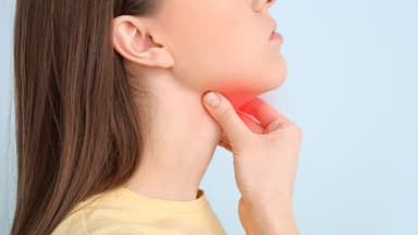 Bỏ túi câu trả lời ung thư tuyến giáp có chữa khỏi không